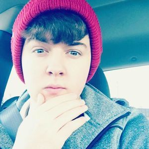 Meet your Posher, Ty